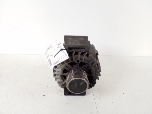 Volkswagen Multivan V (2003–2026) Alternator 06J903023P - 2