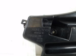  Front bumper bracket 