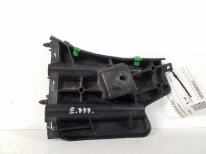  Front bumper bracket 