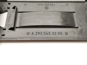 Mercedes Benz EQC N293 (2019–2026) Muu kinnitus A2935453200 - 2