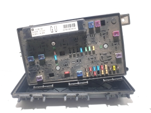 Drošinātāju kaste salonā - 5DK 008 668-48