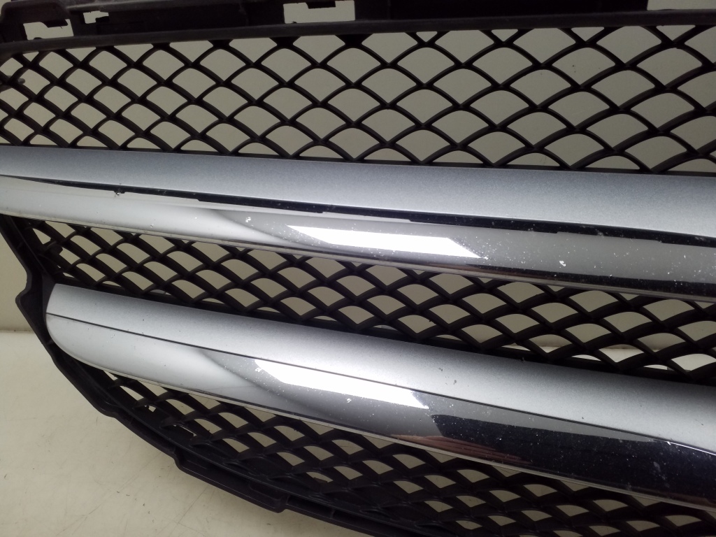 MERCEDES-BENZ C-Class W205/S205/C205 (2014-2023) Front Upper Grill A2058800183 24971240