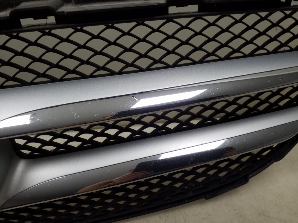 MERCEDES-BENZ C-Class W205/S205/C205 (2014-2023) Front Upper Grill A2058800183 24971240