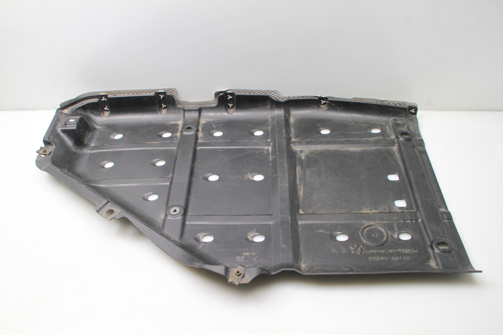 LEXUS RX AGL2 (2015–2022) Unterbodenschutz 7764148100 LEXUS RX AGL2 (2015–2022) Unterbodenschutz 7764148100