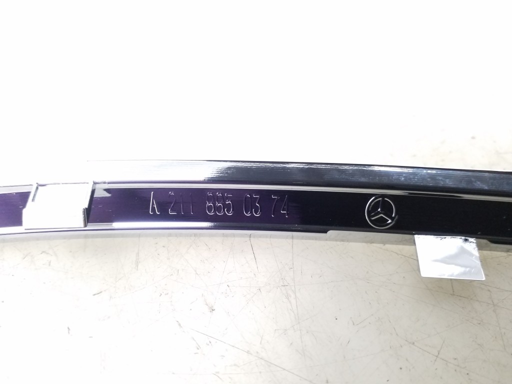 MERCEDES-BENZ E-Class W211/S211 (2002-2009) Rear Left Bumper Molding A2118850374 24971138