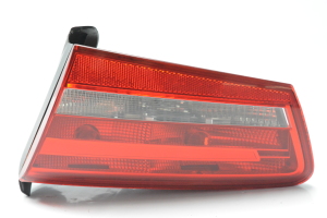   Tail light on trunk lid  - 4G5945094 