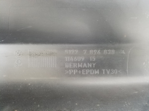 BMW 5 SERIES E60 (2003–2010) Karbi välimine ilupaneel 51777896838 - 3