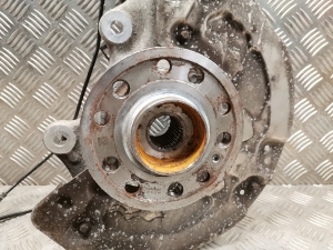 Mercedes Benz EQC N293 (2019–2026) Front wheel hub and its parts A2533320200 - 3