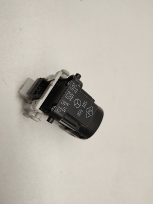 Mercedes Benz CLK-Class 209 (2002–2009) Rear vent window switch A2098203510 - 2
