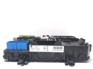 Interior fuse box - 13206757