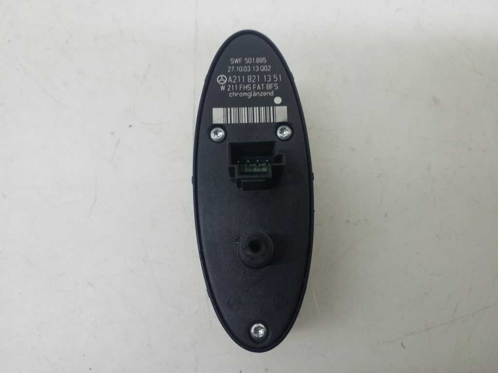 MERCEDES-BENZ CLS-Class C219 (2004-2010) Front Right Door Window Switch A2118211351 20979805