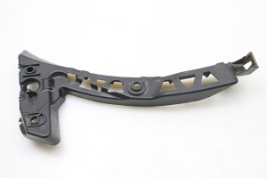  Front bumper bracket 