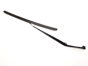 Windshield wiper arm - N03L