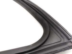 Hyundai IONIQ 5 I (2021–2026) Front door rubber seal - 4