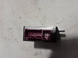  Fuel pump control module 