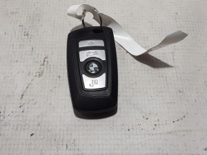   Ignition key 