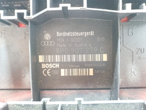 AUDI A3 8P (2003–2012) Drošinātāju kaste salonā 8P0907279C - 2