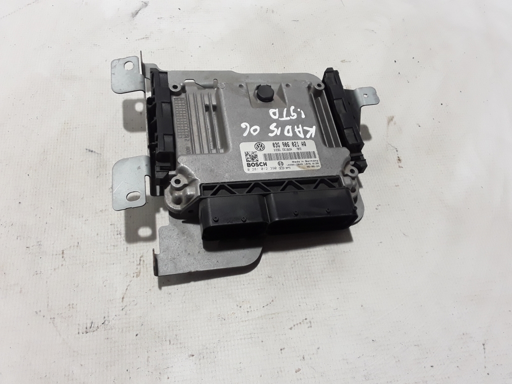 VOLKSWAGEN Caddy 3 generation (2004-2015) Engine Control Unit ECU 03G906021AQ 21055348