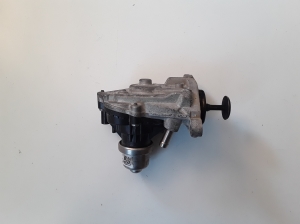  EGR valve 