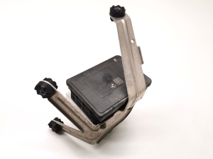 BMW i 3 I01 (2013–2026) ABS unit 6896138 - 5