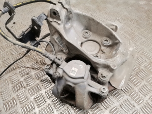 BMW i 3 I01 (2013–2026) Front wheel hub and its parts 6852159 - 2