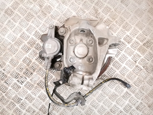 BMW i 3 I01 (2013–2026) Front wheel hub and its parts 6852160 - 2