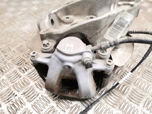 BMW i 3 I01 (2013–2026) Front wheel hub and its parts 6852160 - 3