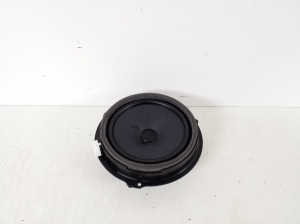   Front door speaker 