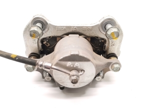 Hyundai Kona (2017–2023) Front brake caliper 11071185E - 4