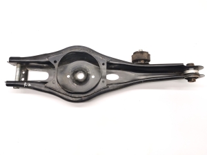 Hyundai Kona (2017–2023) Querlenker hinten 55210K4000