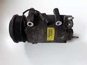  Air conditioner compressor 