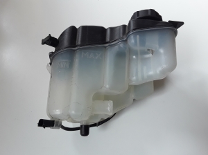   Tank for coolant 