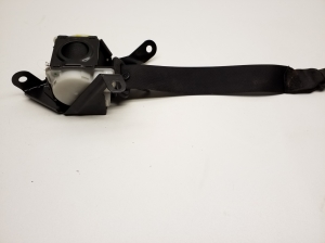  Rear seat belt 