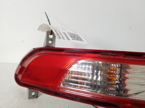 Kia Sportage (2010–2016) Tagumine udutuli 924053U300 - 4