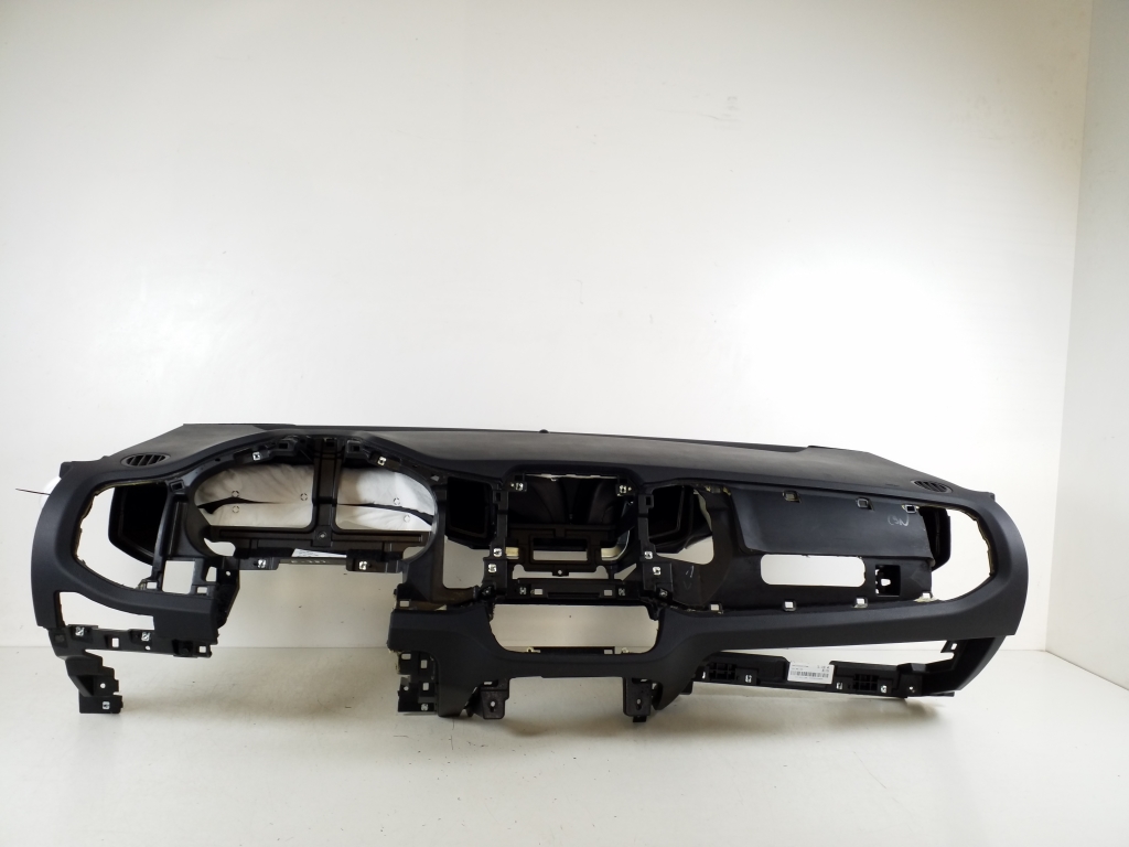 Kia Sportage (2010–2016) Armaturenbrett 847103U010WK