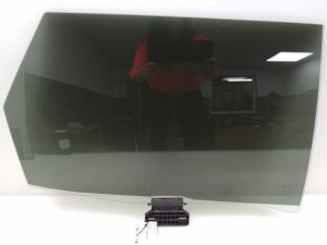Rear side door glass - 43R-00086 