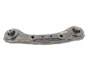 Honda CR-V (2016–2026) Rear differential bracket - 2