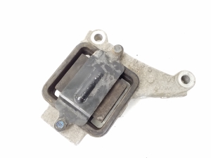 Honda CR-V (2016–2026) Rear differential bracket - 2