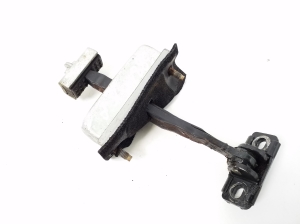  Front door opening limiter 
