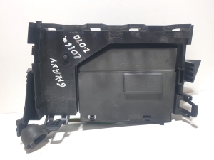 Interior fuse box - HG9T-14A301-AA    K067R
