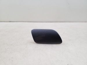 Front bumper headlight washer cap - 7357228