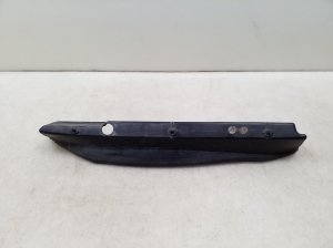 Mercedes Benz E-Class W212 (2009–2015) Esiporitiiva muu osa A2128890225 - 3