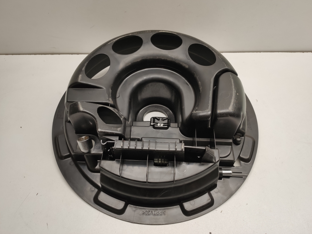 MERCEDES-BENZ CLK AMG GTR C297 (1997-1999) Spare Tire Wheel Mount A2098980207 21865216