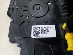 AUDI e-tron SUV (2018–2026) Rear side door lock 4K0839015P - 6