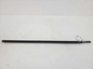 Mercedes Benz E-Class W212 (2009–2015) Esiukse klaasi välimine liist A2127250365 - 2