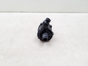 BMW 5 SERIES G30 (2016–2026) Tsirkulatsioonipump 8638237 - 4