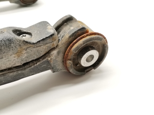 Tesla Model Y Y (2020–2026) Querlenker vorne 1044326-00-J - 2