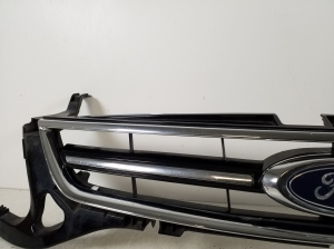 Front grille 