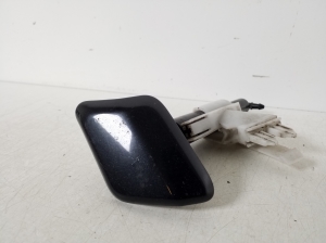  Headlamp spray nozzle 