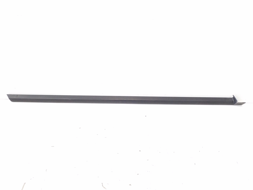 PORSCHE Cayenne 958 (2010-2018) Left Side Plastic Sideskirt Cover 7P5853537 21998450